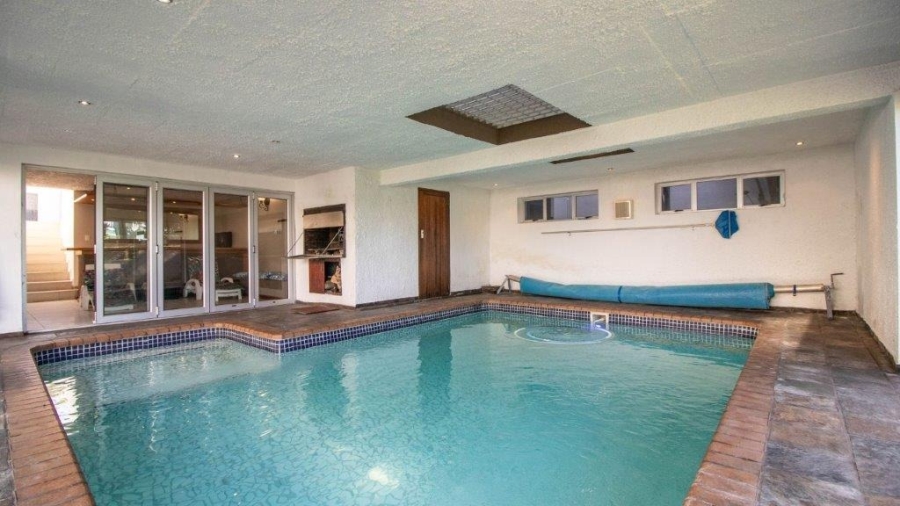 5 Bedroom Property for Sale in Gonubie Eastern Cape